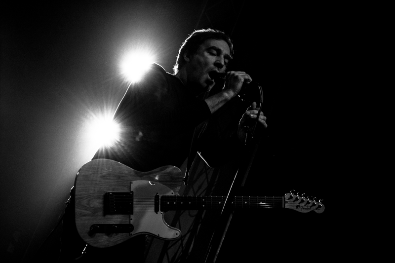Illustration for article titled Photos Of Peter Hook And The Light